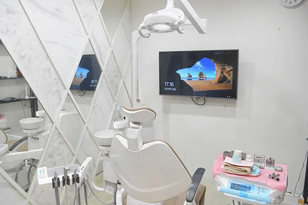 大手町の歯科医院｜完全個室の診療室でゆったり治療